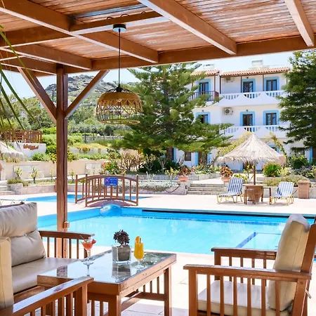 Spiros-soula Family & 3* Agia Pelagia